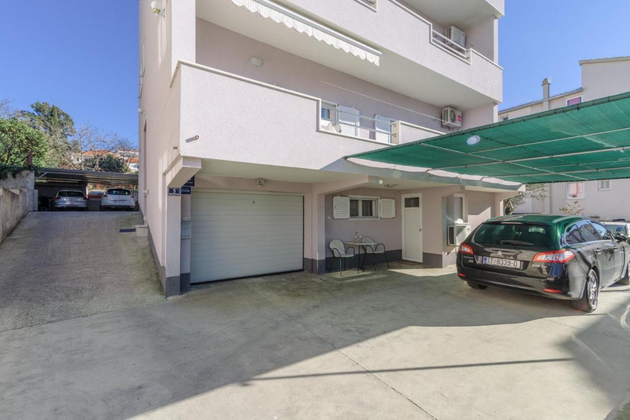 Apartments Meri Трогір Екстер'єр фото